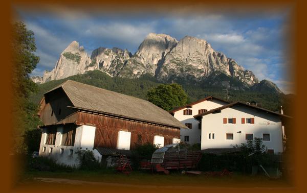 Gasthof Zum Schlern Fiè Esterno foto